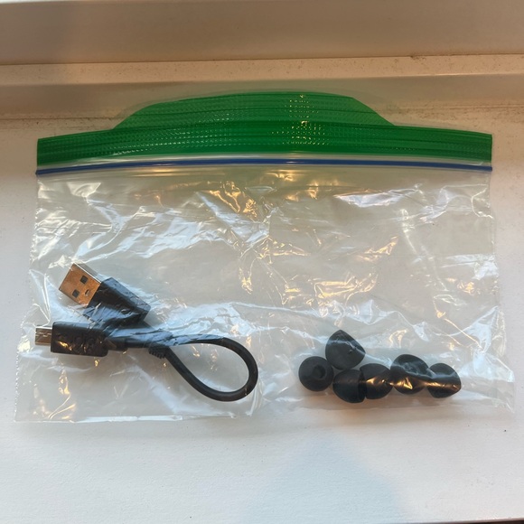 Sudio Tolv wireless bluetooth earbuds - Picture 8 of 9